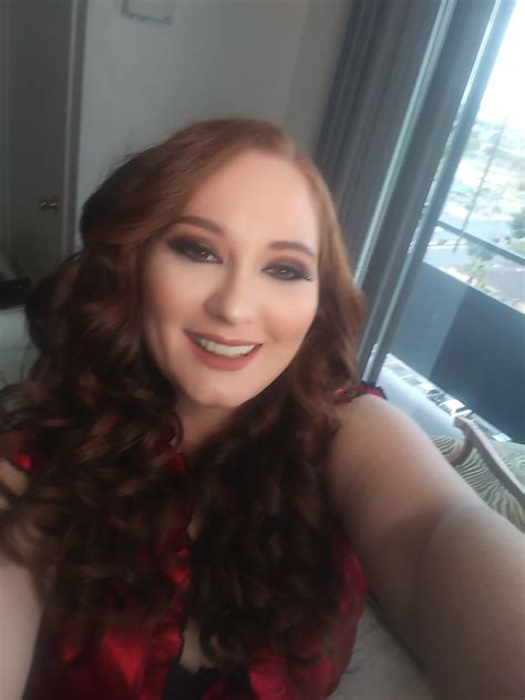 Mylie Moore Pornstar