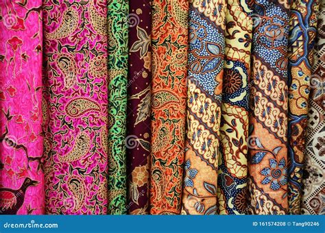 traditional batik fabric    cotton  silk  bali stock