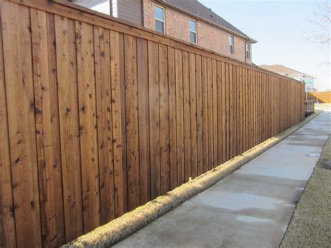stain  cedar fence check    applied  stain