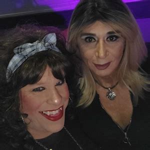 Tips for Meeting other Crossdressers - Glamour Boutique