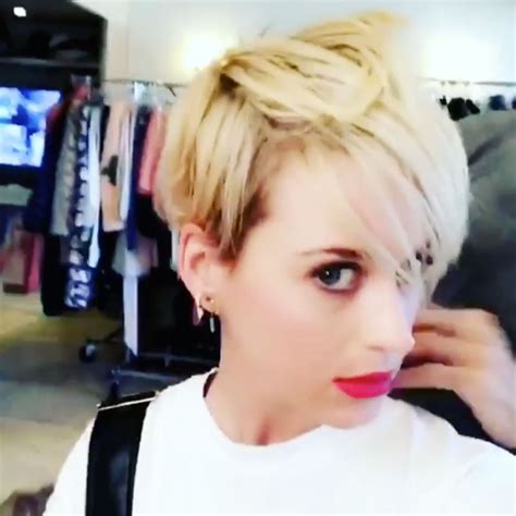 katy perry short hair 7