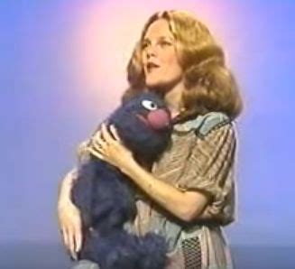 Madeline Kahn and Grover | Madeline kahn, Funny people, Sesame street