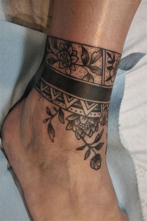 Cover Up Foot Tattoo Ideas - Tattoo Style Trends