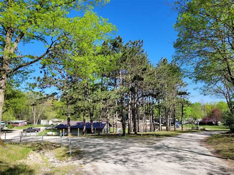 Blue Lake Resort - Campground, Nudist, Camping