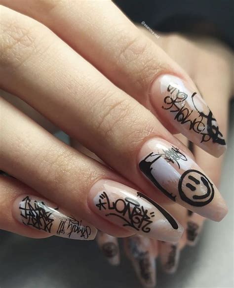 Pin by Inés Victoria on nails | Graffiti nails, Fake nails designs ...