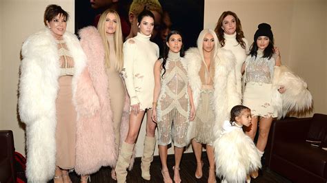 The Annual Kardashian-Jenner Family Christmas Card Has Arrived | Teen Vogue