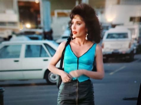 Stepfanie Kramer in the tv series "Hunter". Loved when she went