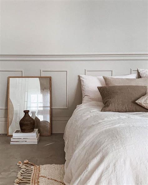 The Beauty of Chair Rail Molding: Exploring 21 Unique Designs in ...