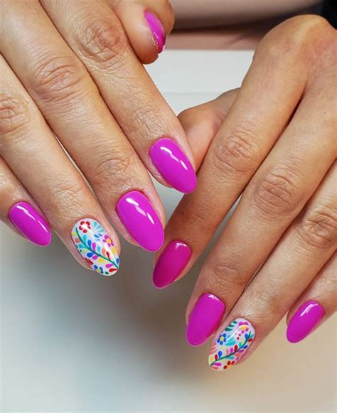 20 Celebrate Summer with Fiesta-inspired Nail Art Designs : Magenta ...