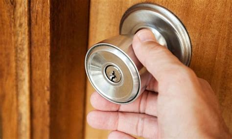 how to open circle lock