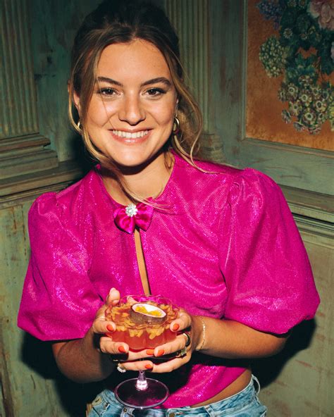 Pien Laat Haar Eten Zien: Paccheri met Cherrytomaten, Burrata en