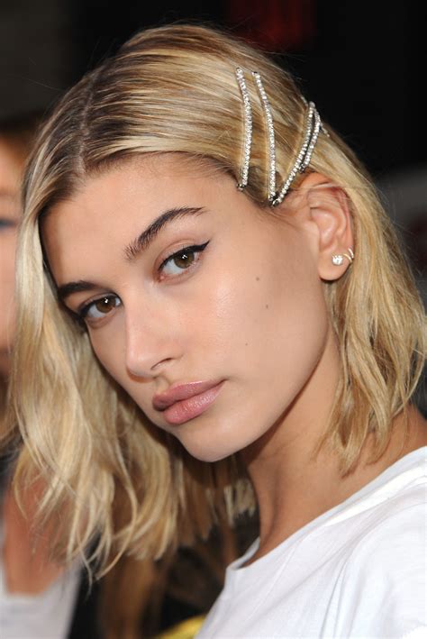 30 Chic–and Gorgeous–Wedding Hairstyles for Short Hair