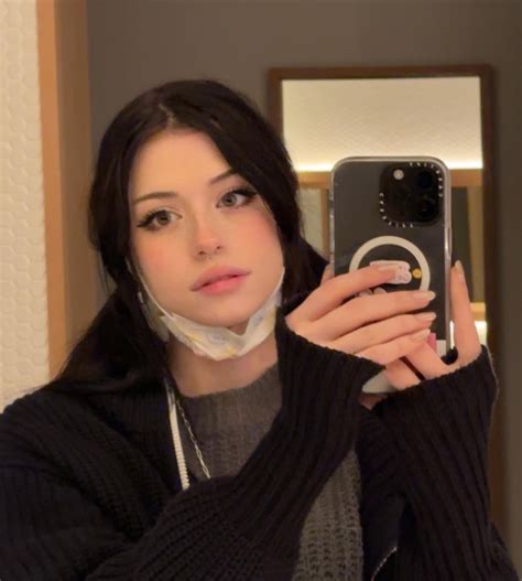 TW Pornstars - Hannah Owo (she/they). Twitter. ☆. 1:21 AM - 9 Dec 2022