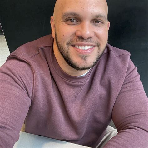 Amigos, testaferros y hasta el propio Rafael Lacava han comprado casi