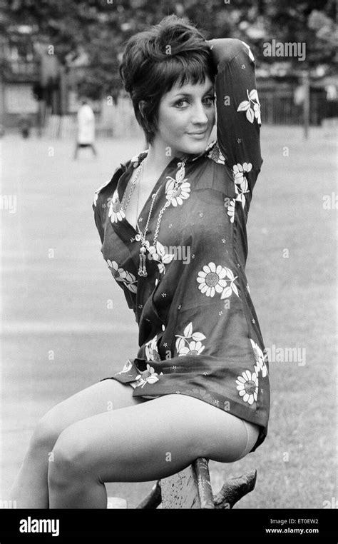 Yvonne Paul, Actress, Model & Dancer, aged 22, pictured 22nd June Stock ...