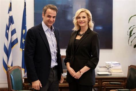 ΕΜΗ ΖΗΣΙΟΠΟΥΛΟΥ ΛΙΒΑΝΙΟΥ: Υποψήφια Νοτίου Τομέα Β3 Αθηνών με τη Νέα ...