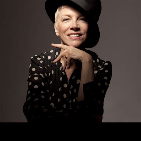 Annie Lennox | Musik, Videos, News, Bilder und Konzerttermine