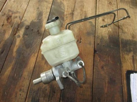 Master cylinder Landrover Range Rover Sport - LR014528 276DT