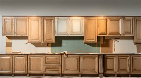 Step-By-Step Guide: How To Redo Kitchen Cabinets Yourself - Earth ...