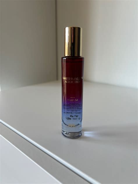 Se produkter som liknar Zara Marshmallow Addiction på Tradera (667901316)