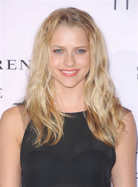 Teresa Palmer Pictures