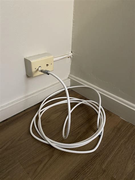 How to remove this cable : r/howto