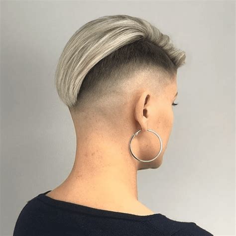 Beauty experts explain how an undercut women long hair works 1