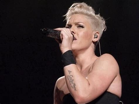 Pink - Pink Wallpaper (34606355) - Fanpop