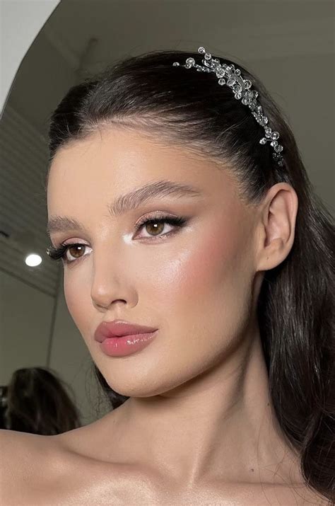 Pin by Casey Lynn on Wedding make up | Glam wedding makeup, Bridal