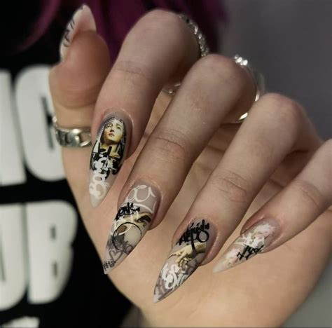 Pin by egshiglen on k | Fancy nails designs, Nail jewelry, Graffiti nails