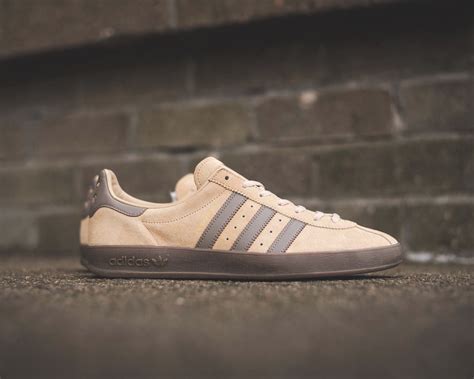 adidas Originals Broomfield | Adidas spezial, Adidas sneakers, Adidas