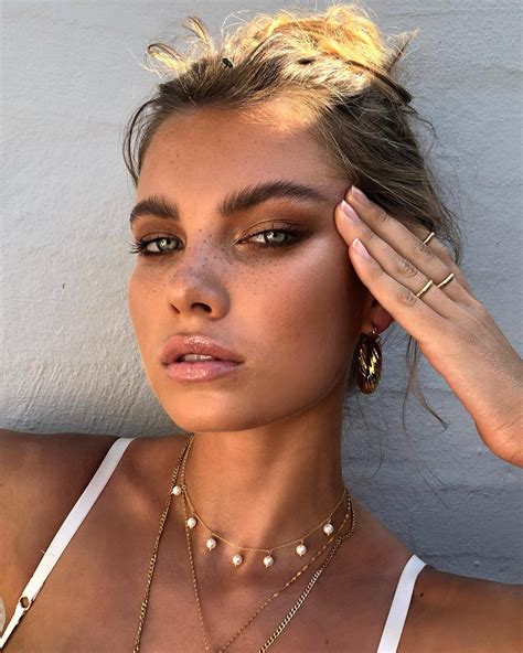 Breaking Down TikTok's Viral Latte Makeup Trend