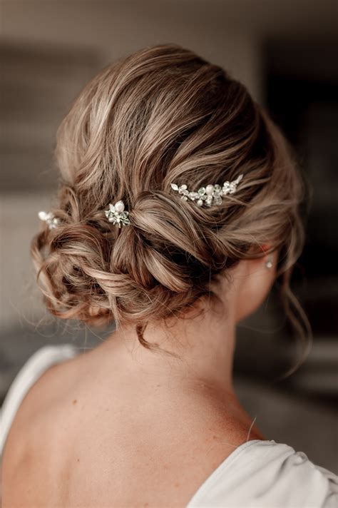 wedding & bridal accessories - Fashion Professional
