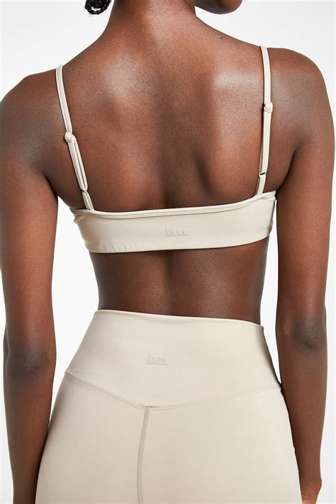 Base Sculpting Shorts - Taupe | BOA US