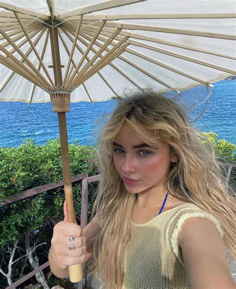Sabrina Carpenter Nude Pics and LEAKED Porn - Scandal Planet