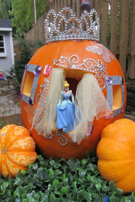 The 30 Best Pumpkin Decorating Ideas You've Ever Seen | Princess ...