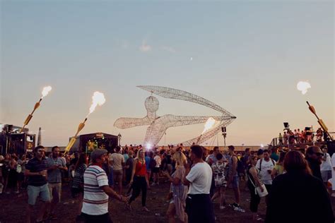 Media, Photos, Videos - Victorious Festival