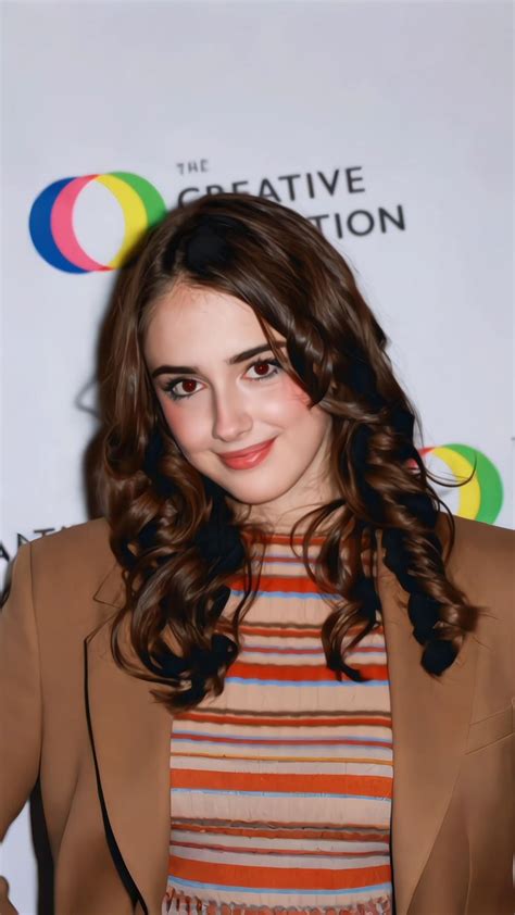 Julia Butters | Hollywood actress photos, Hollywood actresses, Cute beauty