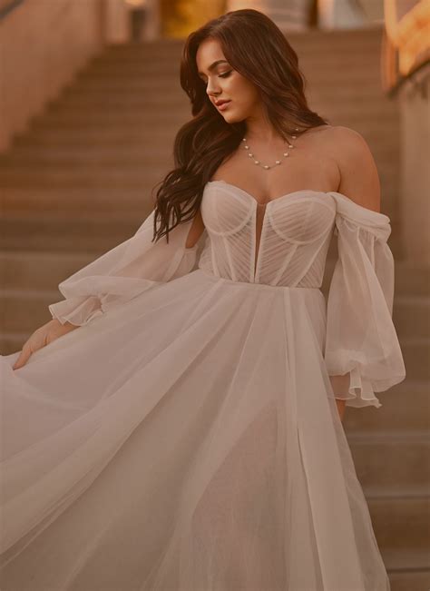 Bridal Gowns – Nicole Maree Bridal