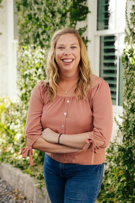 Meet Hillary | Baby Settler