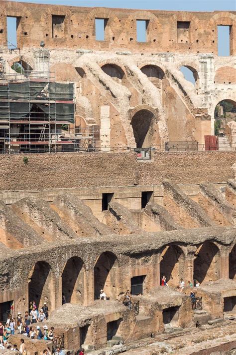 Ancient Arena of Gladiator Colosseum in City of Rome, Italy Editorial ...