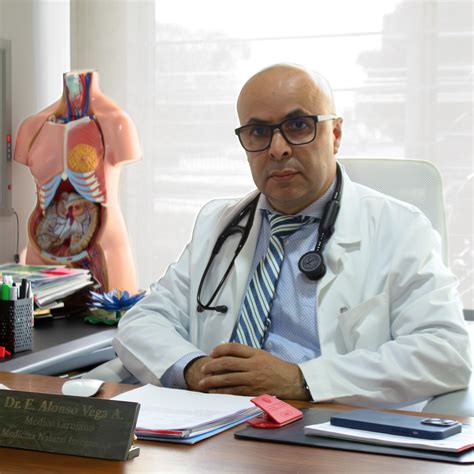 Dr. Alonso Vega (@clinicadr.vega) • Instagram photos and videos