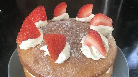Vanilla Sponge Cake Recipe by Tasty