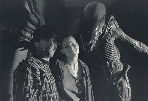 Сигурни Уивер на съемках фильма «Чужие 3», 1991 год :: фотообзор ...