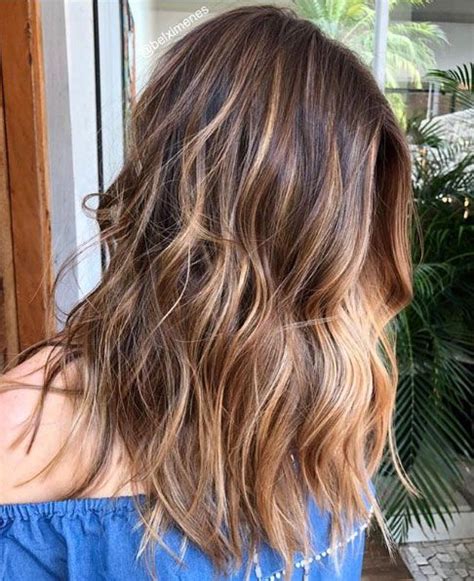 10 Best Highlights for Wavy Hair That Will Make Heads Turn