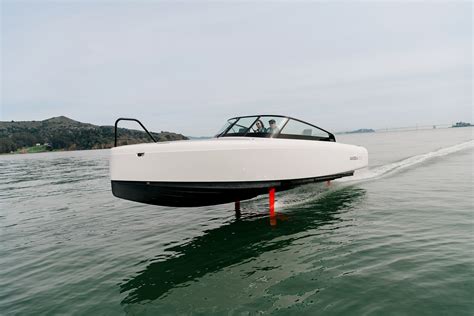 Candela’s C-8 Is a Boat That Flies | WIRED