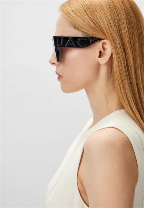 Очки солнцезащитные Marc Jacobs MARC 695/S 08A, цвет: черный ...