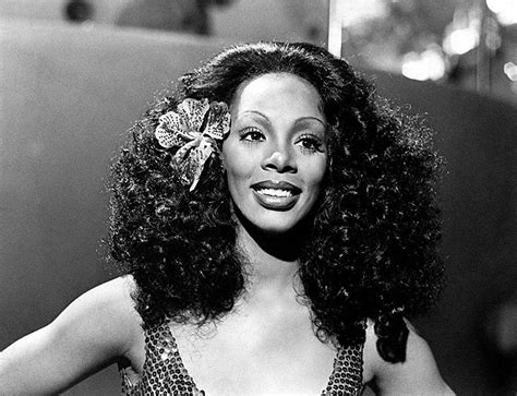About Donna Summer, the singer behind 14 top dance & disco hits ...