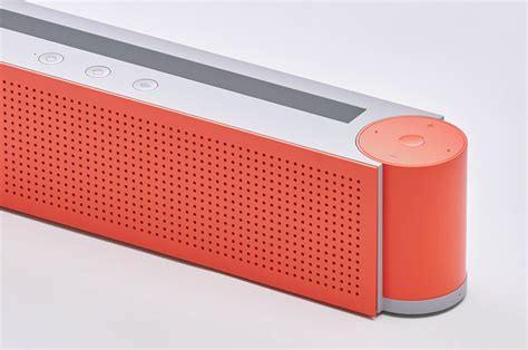This modular LP player with detachable controller is modernized digital ...