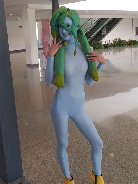 a fun Suu Cosplay i saw at my last trip to an anime convention : r ...
